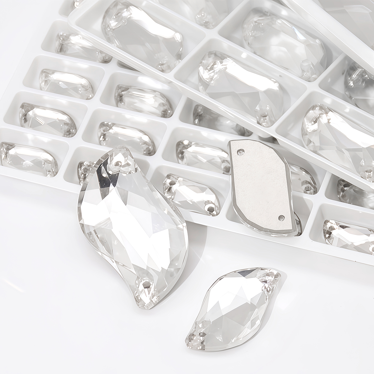 S Shape Sew On Rhinestone Crys - огляд і ціна Wedding Vendor