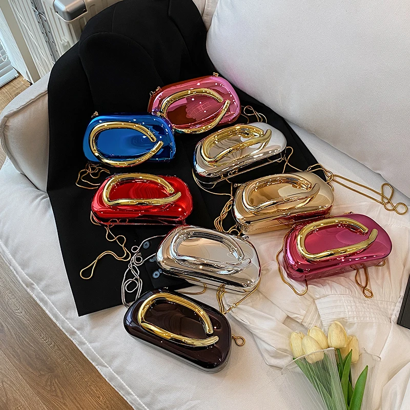 Gold Closure Box Clutch Bag wo - огляд і ціна Wedding Vendor