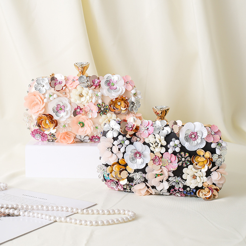 Floral Evening Dinner Handbag  - огляд і ціна Wedding Vendor