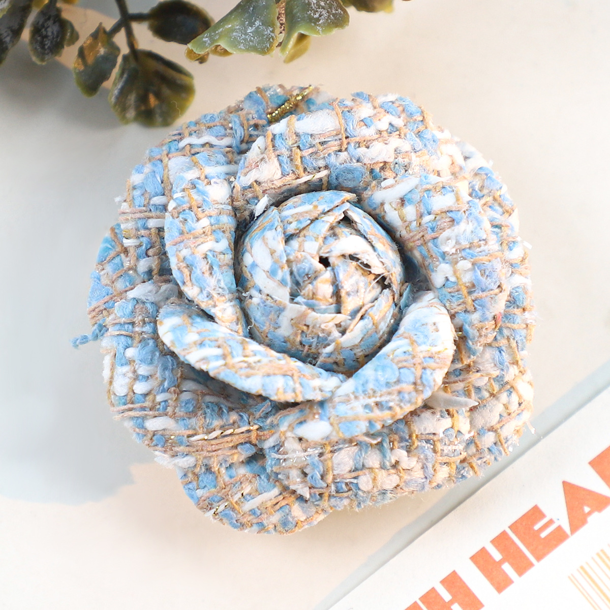 6CM Camellia Brooch for Women  - огляд і ціна Wedding Dress Supply