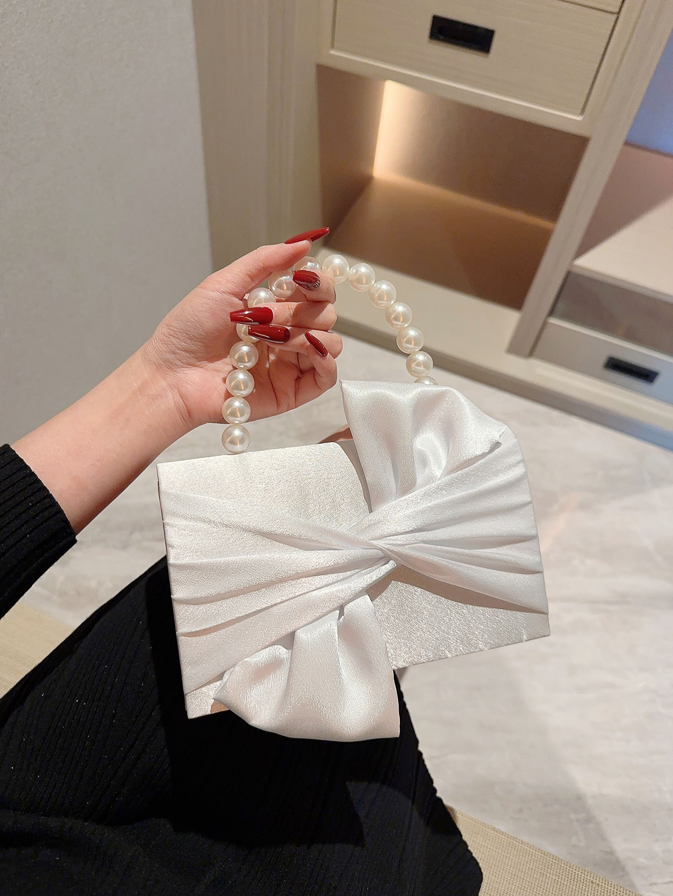 Lady Exquisite Flower Evening  - огляд і ціна Wedding Vendor